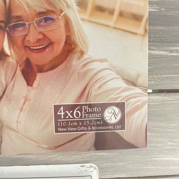 New View Gifts & Accessories Best Grandkids Ever White Wash 4x6 Clip Frame - Picture 4 of 13